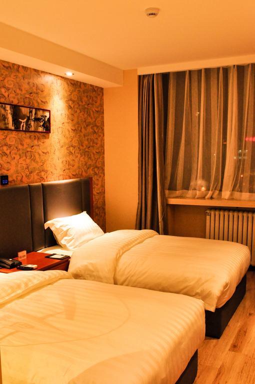 Sijitiancheng Hotel 3*